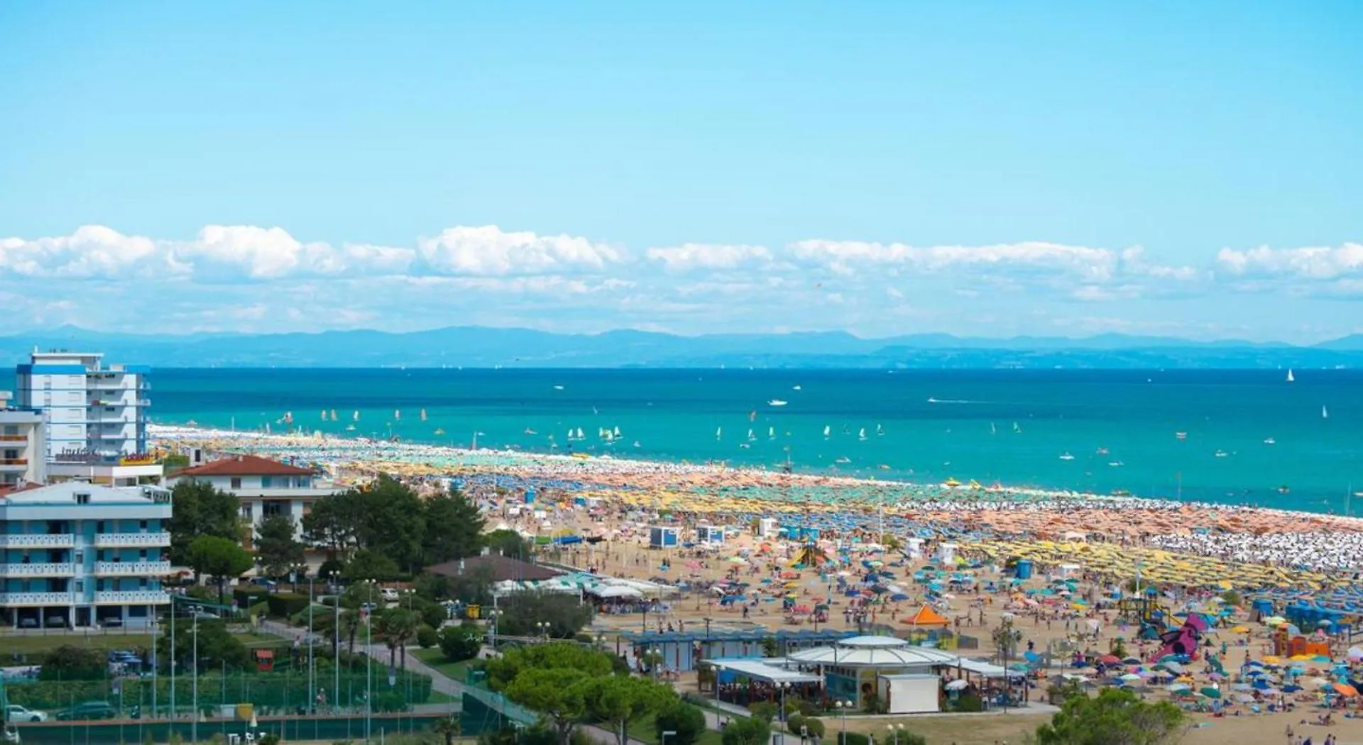 Apartment In Excellent Position Parking And Beach Place Bibione Italy